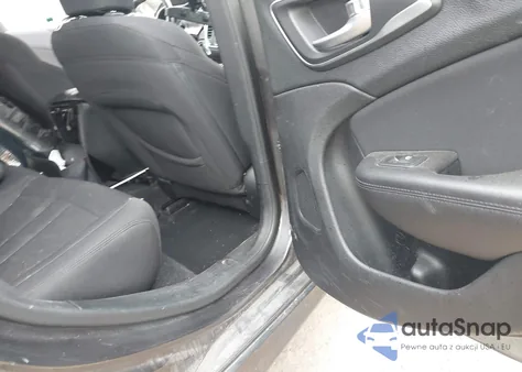 2015 Chrysler 200 Limited z USA, uszkodzony, nr VIN 1C3CCCAB6FN569618